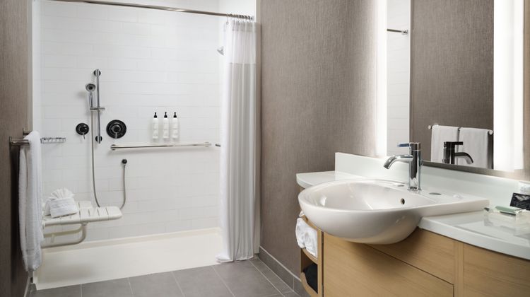 SpringHill Suites Silicon Valley Room