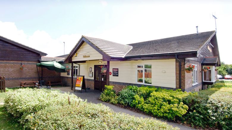 <b>Premier Inn Sittingbourne Kent Exterior</b>. Images powered by <a href="https://www.leonardoworldwide.com/" title="Leonardo Worldwide" target="_blank">Leonardo</a>.