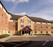 Premier Inn Slough Exterior