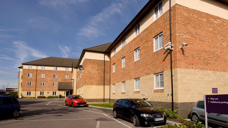 <b>Premier Inn Slough Exterior</b>. Images powered by <a href="https://www.leonardoworldwide.com/" title="Leonardo Worldwide" target="_blank">Leonardo</a>.