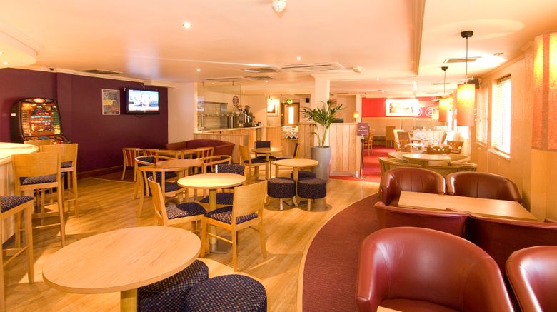 <b>Premier Inn Slough Restaurant</b>. Images powered by <a href="https://www.leonardoworldwide.com/" title="Leonardo Worldwide" target="_blank">Leonardo</a>.