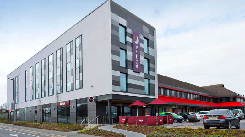 <b>Premier Inn Slough West Exterior</b>. Images powered by <a href="https://www.leonardoworldwide.com/" title="Leonardo Worldwide" target="_blank">Leonardo</a>.