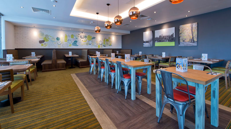<b>Premier Inn Slough West Restaurant</b>. Images powered by <a href="https://www.leonardoworldwide.com/" title="Leonardo Worldwide" target="_blank">Leonardo</a>.