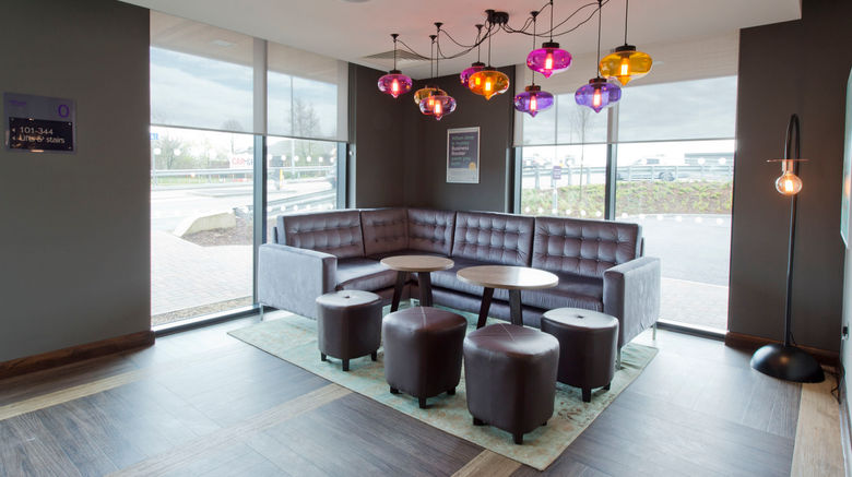 <b>Premier Inn Slough West Restaurant</b>. Images powered by <a href="https://www.leonardoworldwide.com/" title="Leonardo Worldwide" target="_blank">Leonardo</a>.
