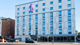 <b>Premier Inn Slough Central South Exterior</b>. Images powered by <a href="https://www.leonardoworldwide.com/" title="Leonardo Worldwide" target="_blank">Leonardo</a>.
