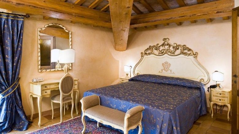 <b>Villa Rinalducci Room</b>. Images powered by <a href="https://www.leonardoworldwide.com/" title="Leonardo Worldwide" target="_blank">Leonardo</a>.
