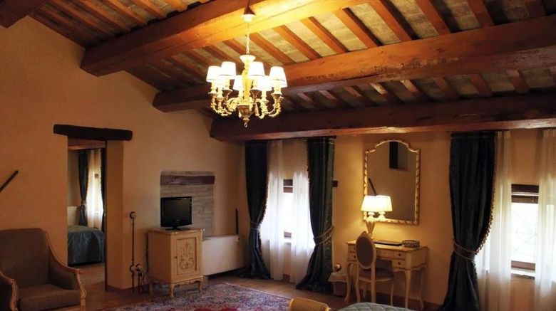 <b>Villa Rinalducci Room</b>. Images powered by <a href="https://www.leonardoworldwide.com/" title="Leonardo Worldwide" target="_blank">Leonardo</a>.