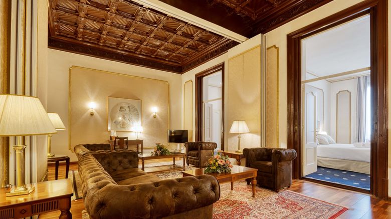<b>Hotel Roger De Lluria Suite</b>. Images powered by <a href="https://www.leonardoworldwide.com/" title="Leonardo Worldwide" target="_blank">Leonardo</a>.