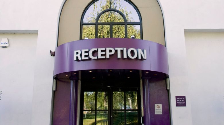 <b>Premier Inn South Mimms Exterior</b>. Images powered by <a href="https://www.leonardoworldwide.com/" title="Leonardo Worldwide" target="_blank">Leonardo</a>.