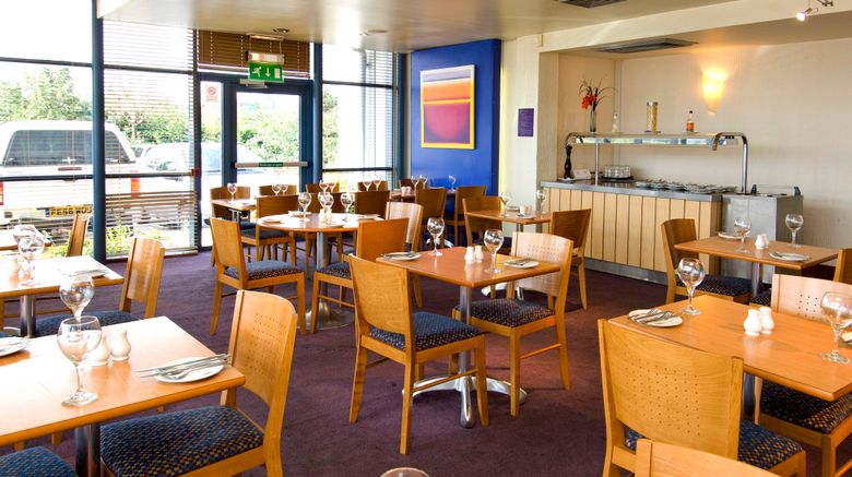 <b>Premier Inn Southampton Airport Restaurant</b>. Images powered by <a href="https://www.leonardoworldwide.com/" title="Leonardo Worldwide" target="_blank">Leonardo</a>.