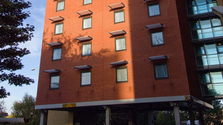 Premier Inn Southampton City Centre Exterior