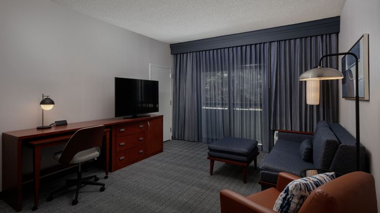 <b>Courtyard by Marriott Denver Tech Center Room</b>. Images powered by <a href="https://www.leonardoworldwide.com/" title="Leonardo Worldwide" target="_blank">Leonardo</a>.
