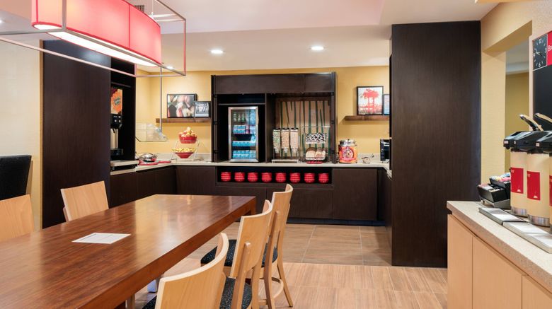 <b>TownePlace Stes LAX/Manhattan Beach Restaurant</b>. Images powered by <a href="https://www.leonardoworldwide.com/" title="Leonardo Worldwide" target="_blank">Leonardo</a>.