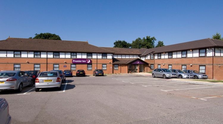 Premier Inn Southampton North Exterior