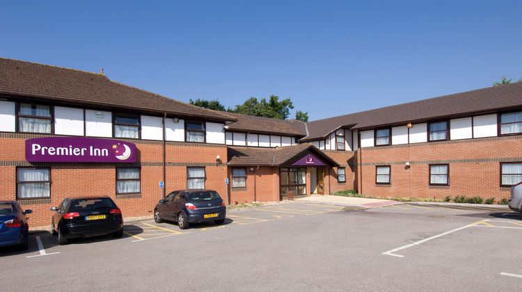 Premier Inn Southampton North Exterior