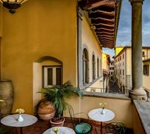 Botticelli Hotel Exterior