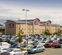 Premier Inn Southport Central Exterior