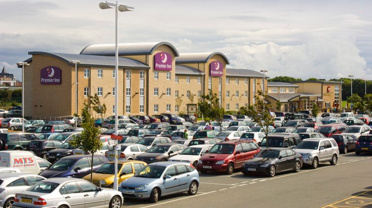 Premier Inn Southport Central Exterior