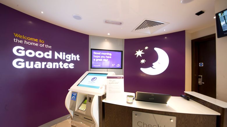 <b>Premier Inn St Andrews Lobby</b>. Images powered by <a href="https://www.leonardoworldwide.com/" title="Leonardo Worldwide" target="_blank">Leonardo</a>.