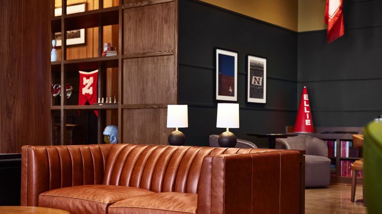 The Scarlet, A Tribute Portfolio Hotel Lobby
