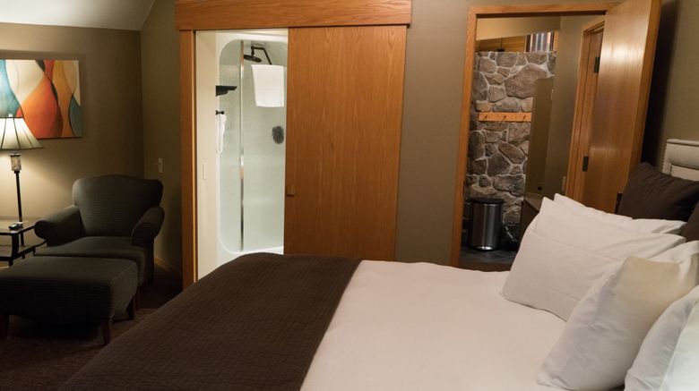 <b>The Inn At Honey Run Room</b>. Images powered by <a href="https://www.leonardoworldwide.com/" title="Leonardo Worldwide" target="_blank">Leonardo</a>.