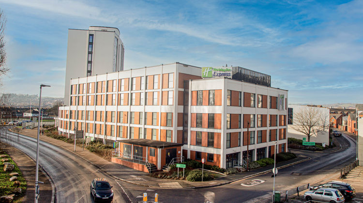 Holiday Inn Express Exeter-City Centre Exterior