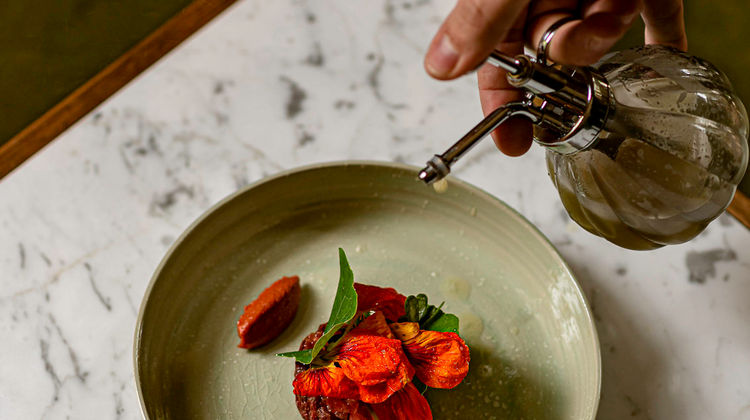Saint James Paris Restaurant