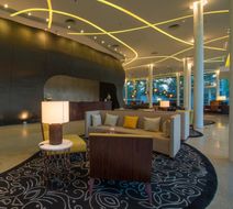 The Gateway Hotel Airport Garden Colombo Lobby
