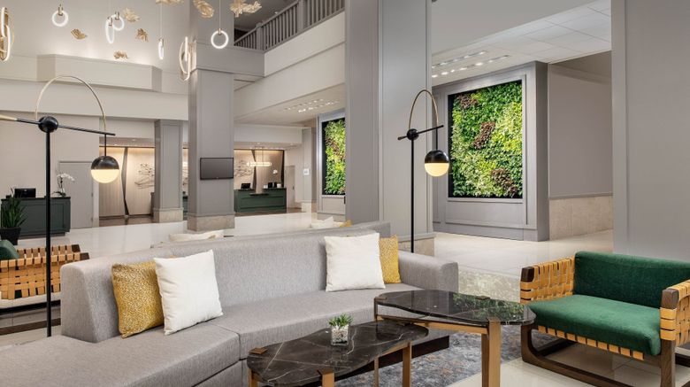 <b>The Westin Dallas Fort Worth Airport Lobby</b>. Images powered by <a href="https://www.leonardoworldwide.com/" title="Leonardo Worldwide" target="_blank">Leonardo</a>.