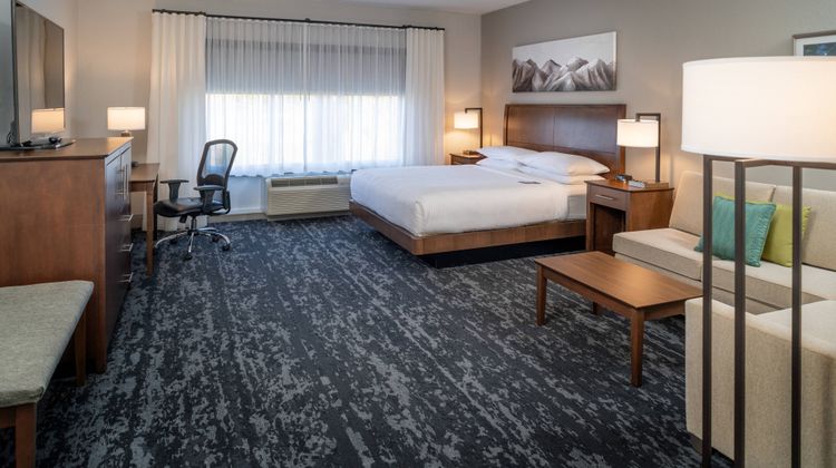 Delta Hotels Huntington Mall Room
