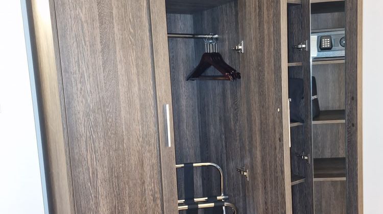 Astor Court Hotel Room