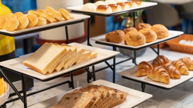 Holiday Inn Express Conv & Exhibition Restaurant