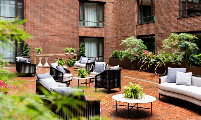 Four Seasons Hotel Boston Exterior