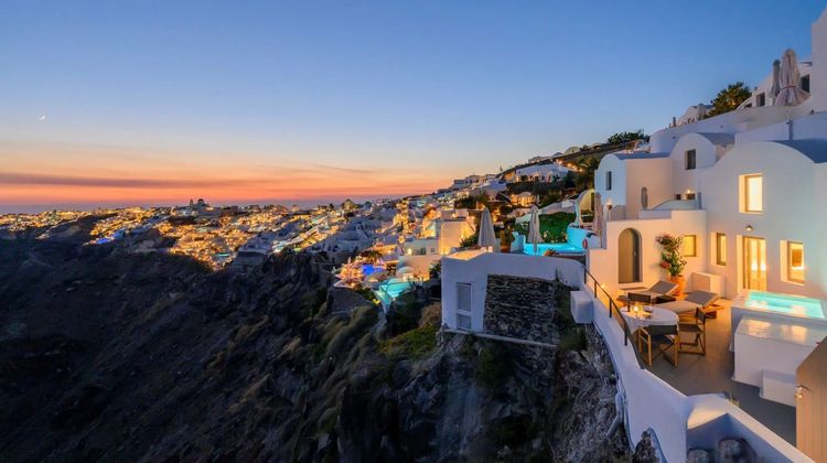 Ikies Santorini Meeting