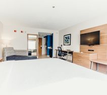 Holiday Inn Express Room