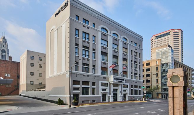 Courtyard by Marriott Columbus Downtown Exterior