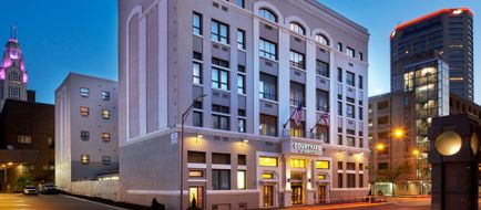 Courtyard by Marriott Columbus Downtown Exterior