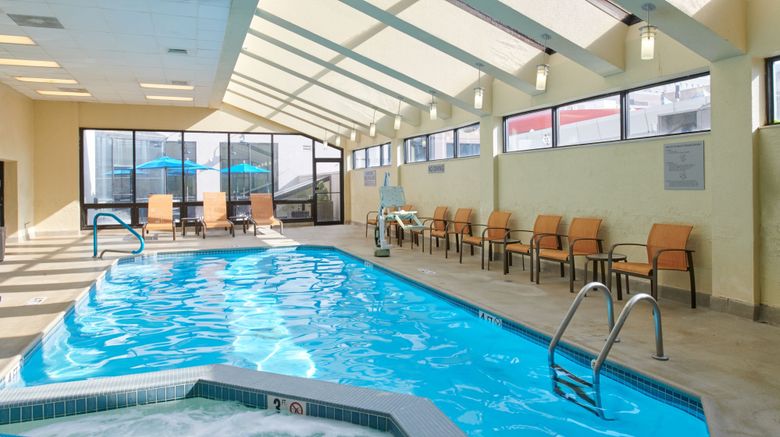 <b>Courtyard by Marriott Columbus Downtown Pool</b>. Images powered by <a href="https://www.leonardoworldwide.com/" title="Leonardo Worldwide" target="_blank">Leonardo</a>.