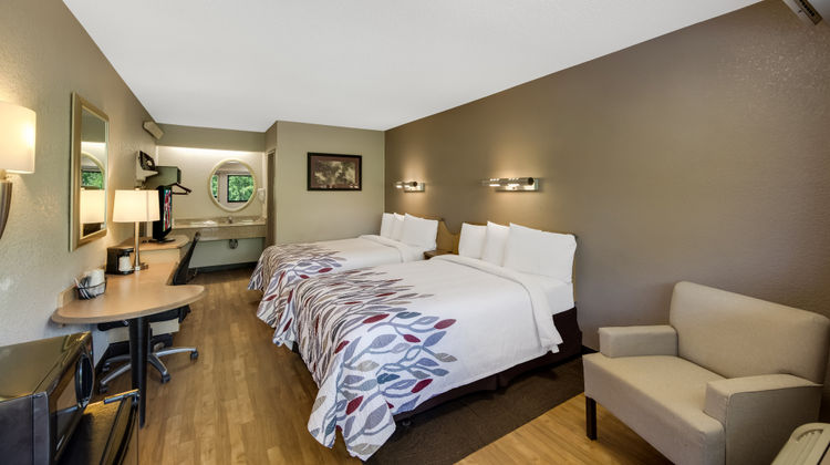 Red Roof Inn Asheville - Biltmore West Room