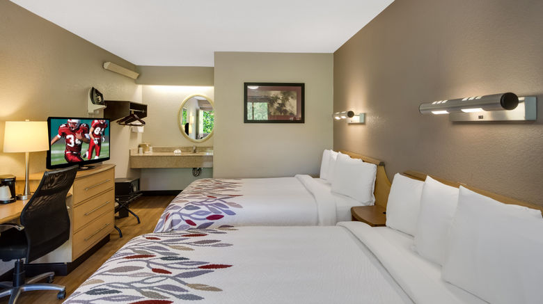 <b>Red Roof Inn Asheville - Biltmore West Room</b>. Images powered by <a href="https://www.leonardoworldwide.com/" title="Leonardo Worldwide" target="_blank">Leonardo</a>.