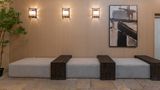 Prestige Hotel & Conv Ctr Vernon Lobby