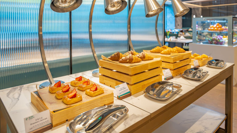<b>Holiday Inn Changchun Oriental Plaza Restaurant</b>. Images powered by <a href="https://www.leonardoworldwide.com/" title="Leonardo Worldwide" target="_blank">Leonardo</a>.