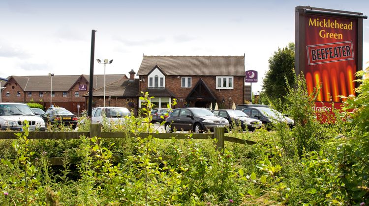 Premier Inn St. Helens South Exterior