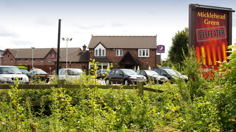 <b>Premier Inn St. Helens South Exterior</b>. Images powered by <a href="https://www.leonardoworldwide.com/" title="Leonardo Worldwide" target="_blank">Leonardo</a>.