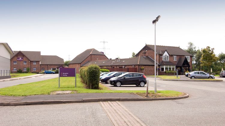 Premier Inn St. Helens South Exterior