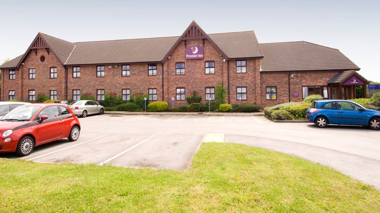 <b>Premier Inn St. Helens South Exterior</b>. Images powered by <a href="https://www.leonardoworldwide.com/" title="Leonardo Worldwide" target="_blank">Leonardo</a>.