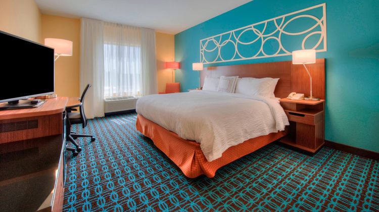 Fairfield Inn & Stes Durham Southpoint Room