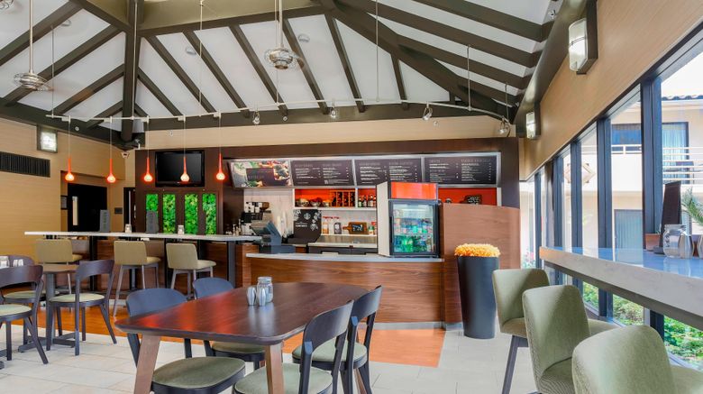 <b>Courtyard San Diego Del Mar/Solana Beach Restaurant</b>. Images powered by <a href="https://www.leonardoworldwide.com/" title="Leonardo Worldwide" target="_blank">Leonardo</a>.