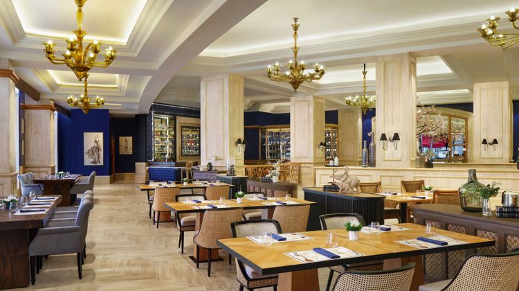 The Ritz-Carlton Jakarta, Mega Kuningan Restaurant