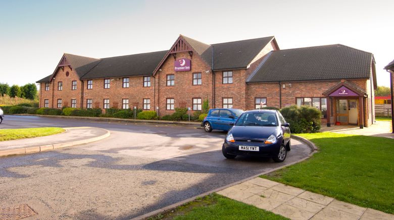<b>Premier Inn St. Helens South Exterior</b>. Images powered by <a href="https://www.leonardoworldwide.com/" title="Leonardo Worldwide" target="_blank">Leonardo</a>.